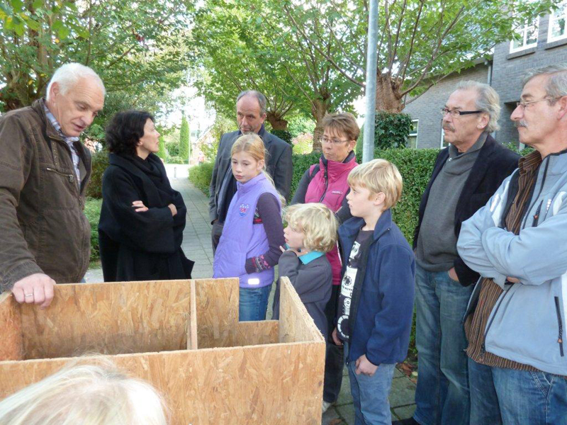 Overhandiging kerkuilenkast